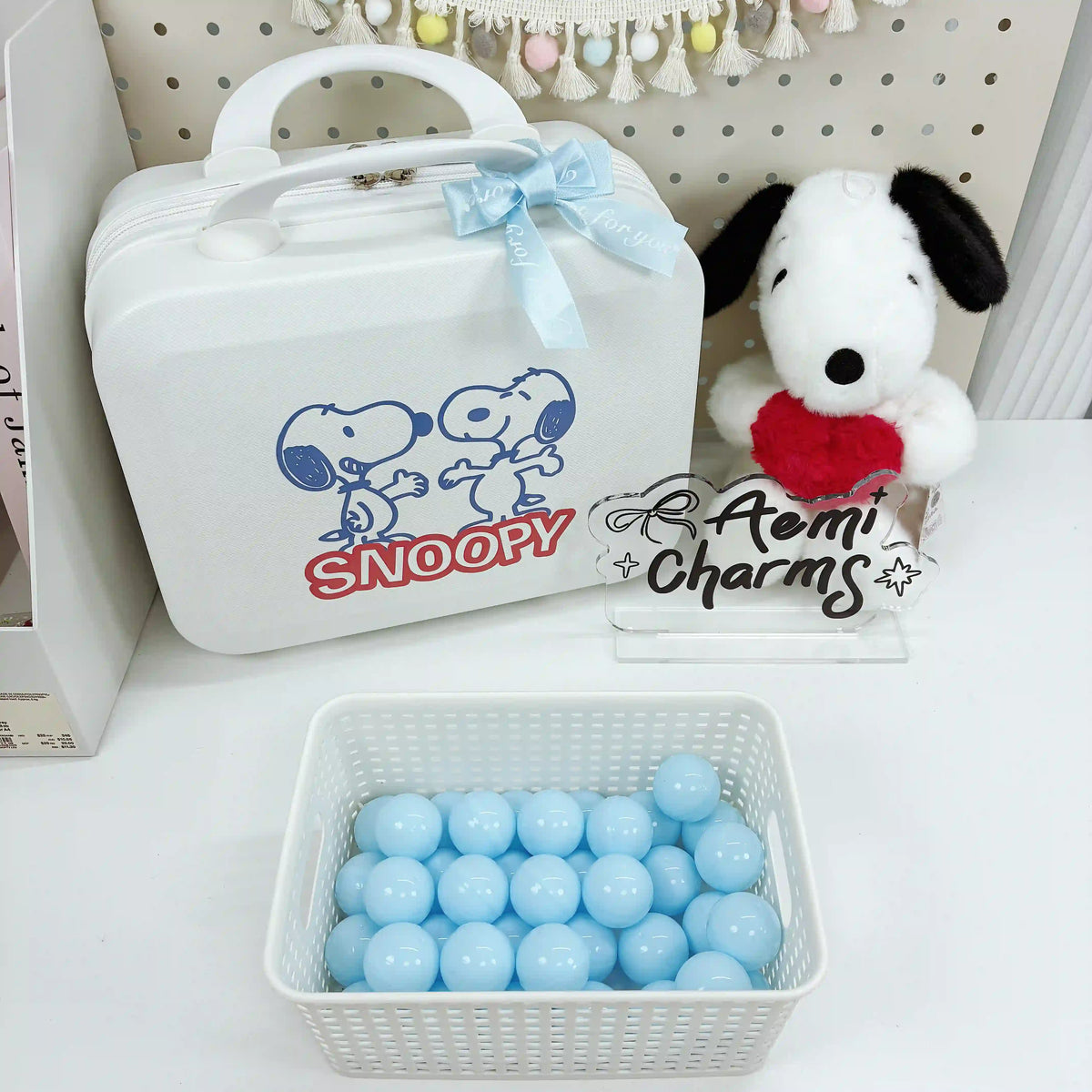 SN 14-Inch Suitcase Mystery Gift Box